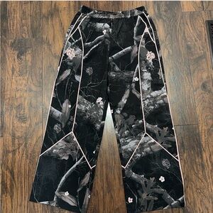 Darc Sport Camo Cherry Blossom Wolves Forever sz LG